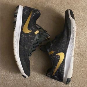 🌻SALE🌻 Nike Flex Experience RN 6 Premium TSS0062